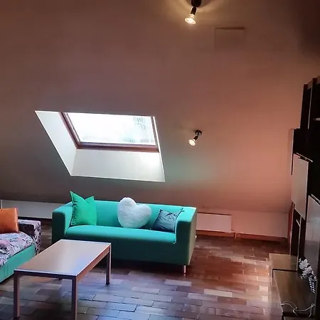 Buhardilla Apartman *